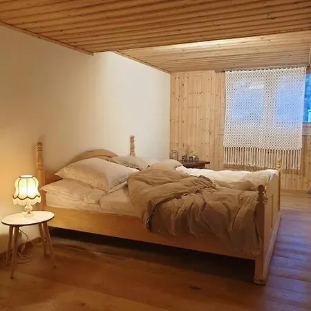 Apartamento Dans Un Village Authentique Des Montagnes Valaisannes Hérémence
